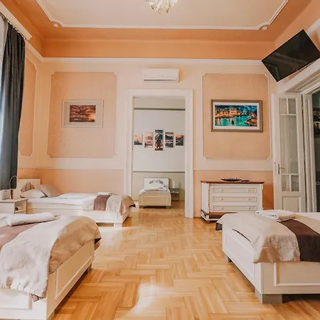 Aparthotel Unio